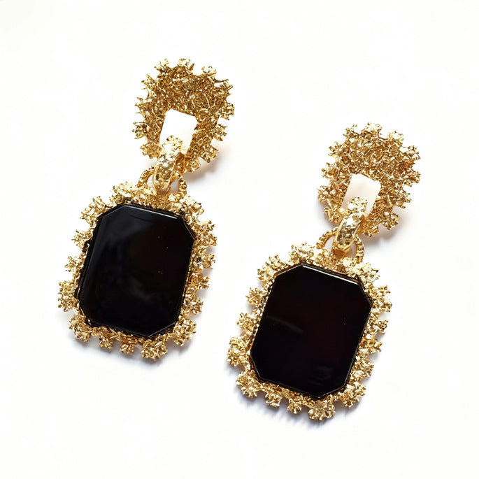 Elegant Minimalist-style Necklace And Earring Fashion Three-piece Set