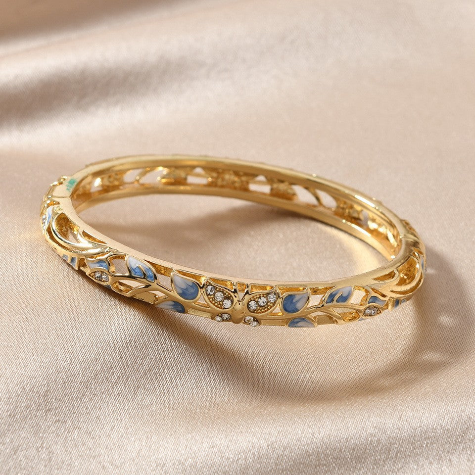 Womens Delicate Stylish Vintage Open Bracelet