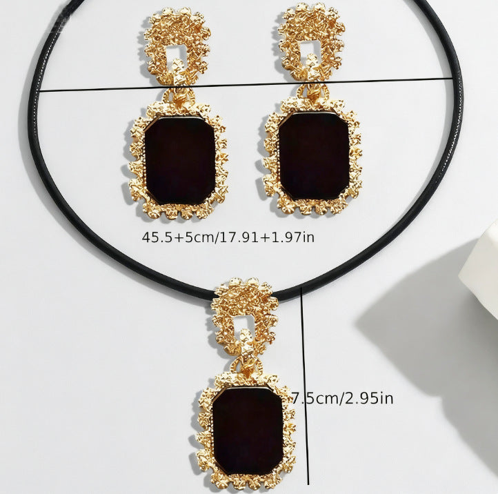 Elegant Minimalist-style Necklace And Earring Fashion Three-piece Set