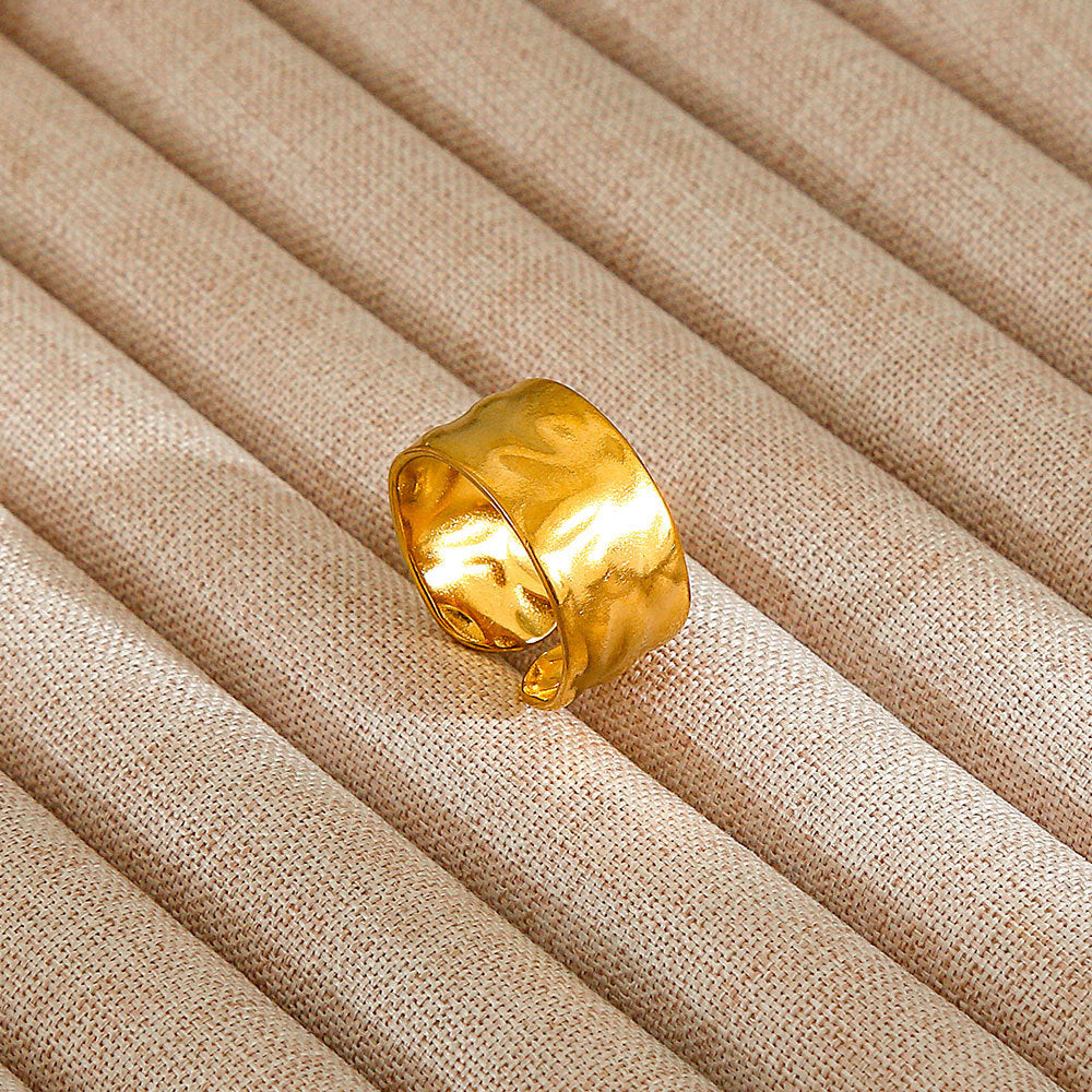 Personalized Stainless Steel Ring With Color-retaining Diamond Inlay