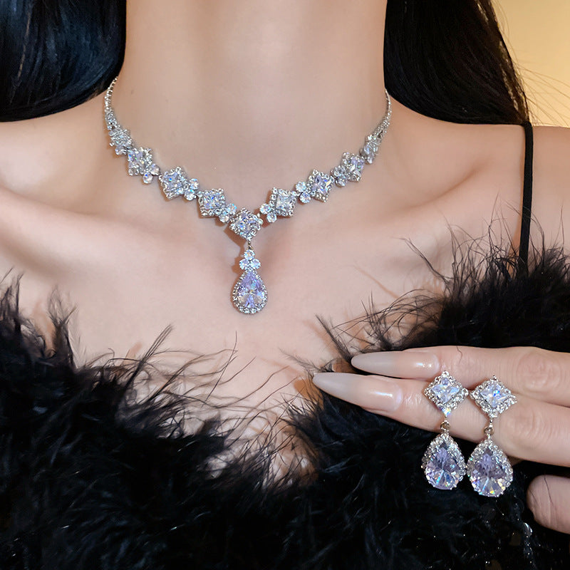 Zircon Diamond-Shaped Teardrop Earrings And Necklace Set