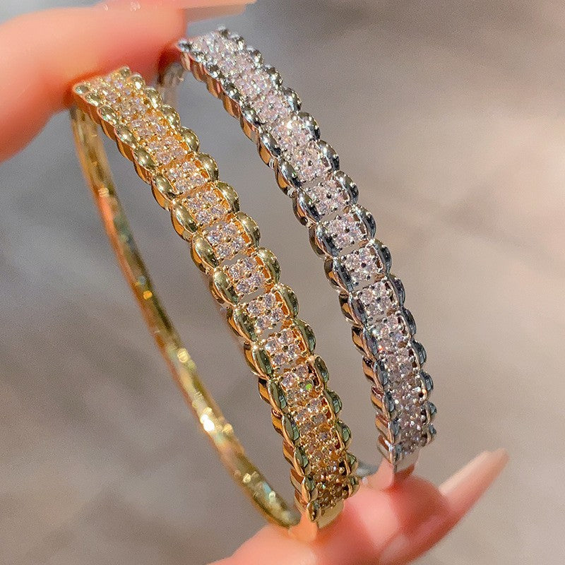 Starry Sky Zircon-Encrusted Bicolor Yellow And White Bracelet