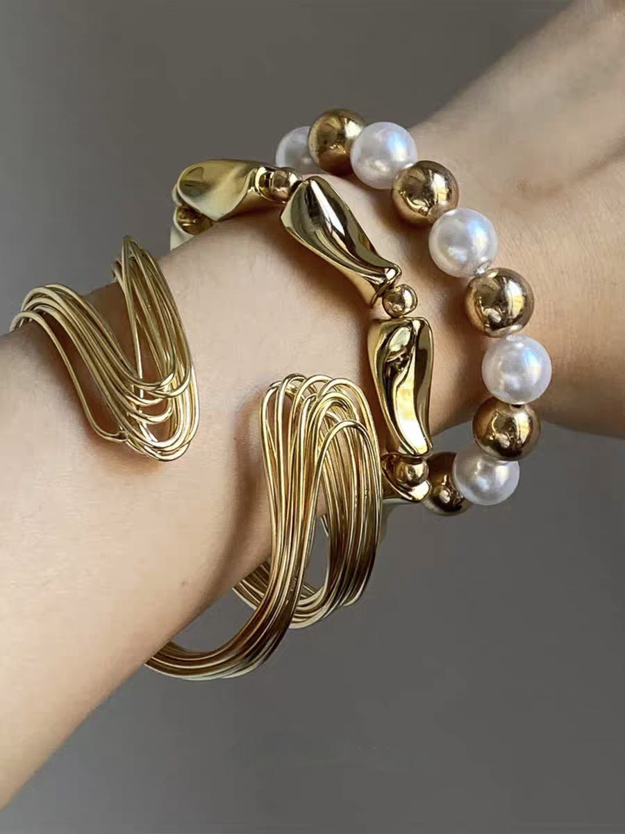 Retro Asymmetric Metal Bracelet With A Niche High-end Design